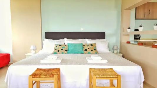 Bungalow White Apartments and Suites - 215