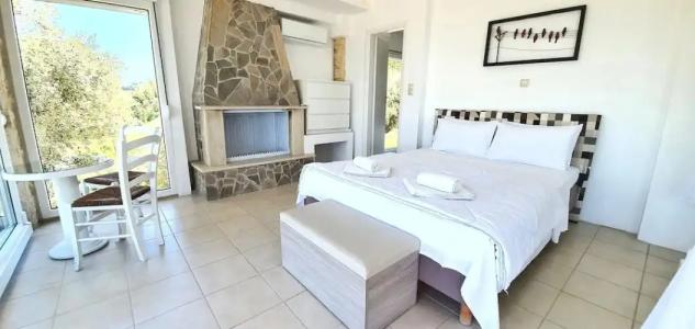 Bungalow White Apartments and Suites - 49