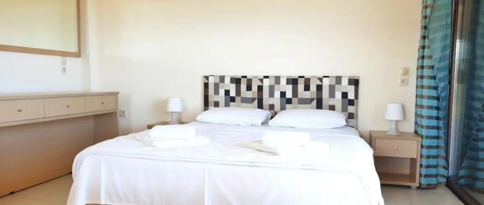 Bungalow White Apartments and Suites - 214