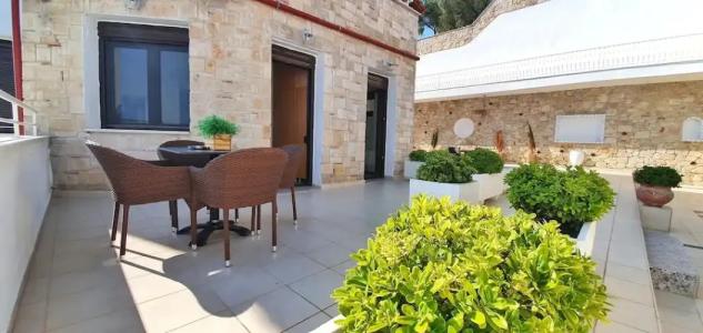 Bungalow White Apartments and Suites - 137