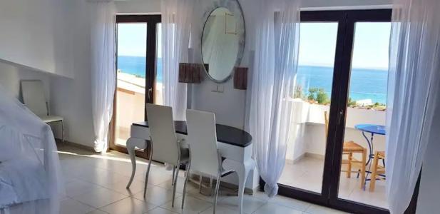 Bungalow White Apartments and Suites - 133