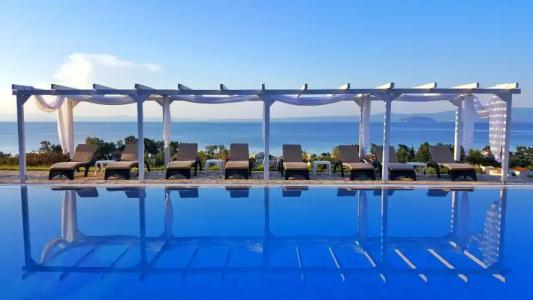 Bungalow White Apartments and Suites - 11