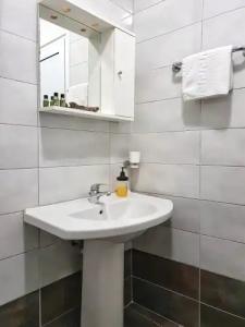 Bungalow White Apartments and Suites - 96