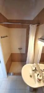 Bungalow White Apartments and Suites - 22