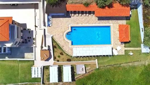 Bungalow White Apartments and Suites - 15