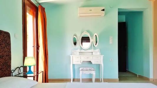 Bungalow White Apartments and Suites - 224