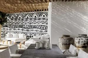 Royal Myconian - Leading Hotels of the World, Elia