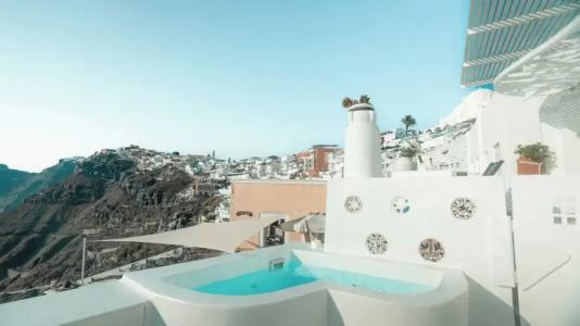 Trieris Villa & Suites - 55