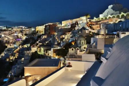 Trieris Villa & Suites - 90