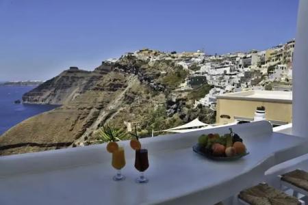 Trieris Villa & Suites - 95