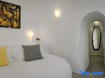 Trieris Villa & Suites - 60