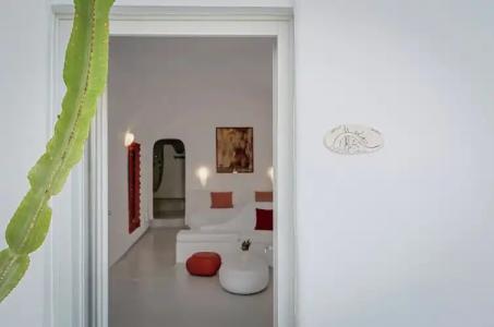 Trieris Villa & Suites - 45