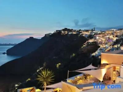 Trieris Villa & Suites - 124