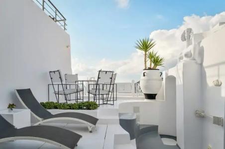 Trieris Villa & Suites - 43