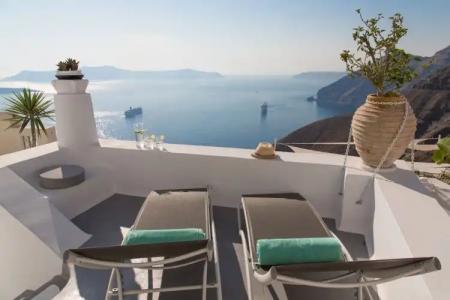 Trieris Villa & Suites - 96