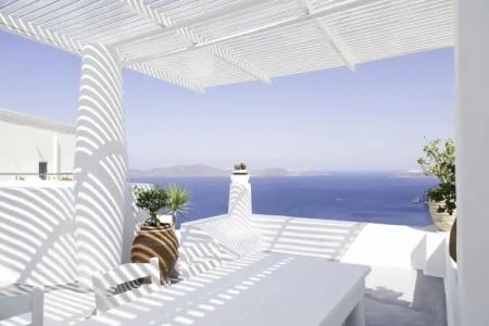 Trieris Villa & Suites - 93