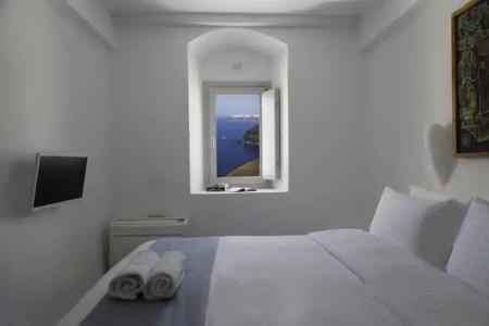 Trieris Villa & Suites - 4