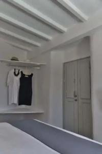 Trieris Villa & Suites - 98