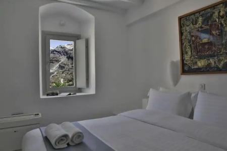 Trieris Villa & Suites - 83