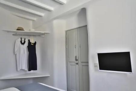 Trieris Villa & Suites - 2