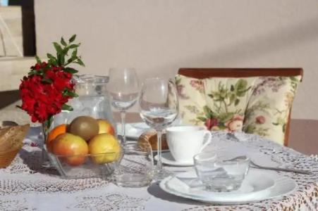 Villa Alla Bed and Breakfast - 0