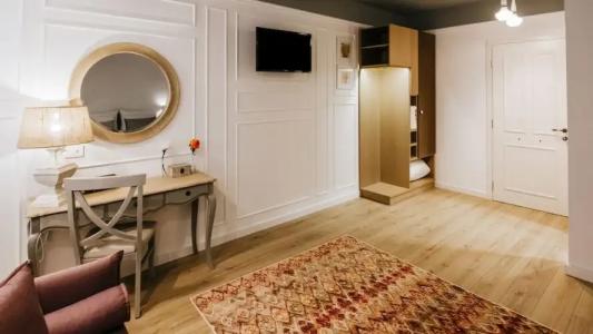 Its Kale Boutique - 39