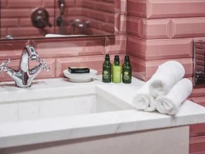 Its Kale Boutique - 54