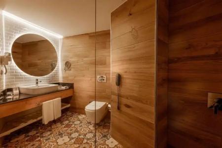 Sailor's Beach Club - 124