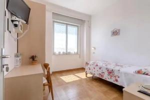 Hotel Dinarica, Marotta