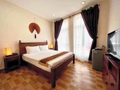 Nam Bo Boutique - 25