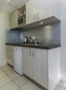 166 Majestic Court Motel - 16