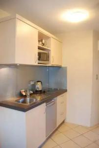 166 Majestic Court Motel - 52