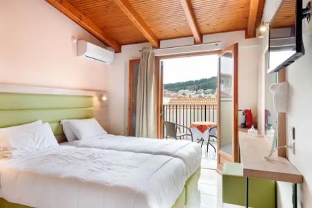 Aggelos Kefalonia - 28