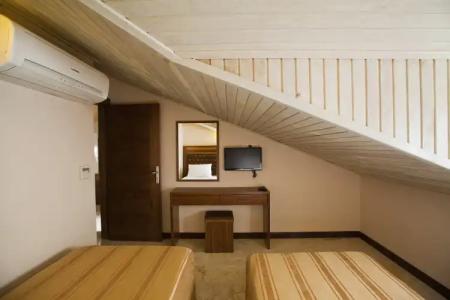 Boutique Montana Mini-Hotel - 13