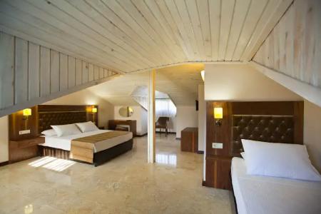 Boutique Montana Mini-Hotel - 15