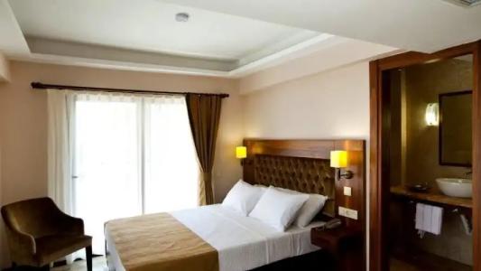 Boutique Montana Mini-Hotel - 19