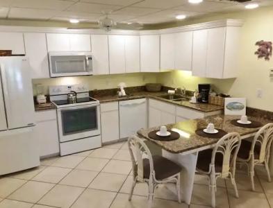 Siesta Palms By the Beach - 35