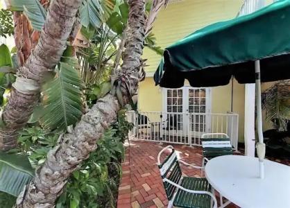 Siesta Palms By the Beach - 42