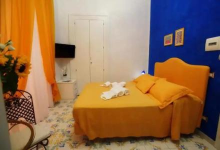 Le Vie Di Napoli B&B - 32