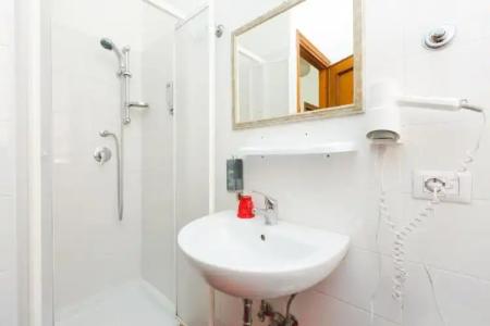 B&B Piazza Fratti - 23