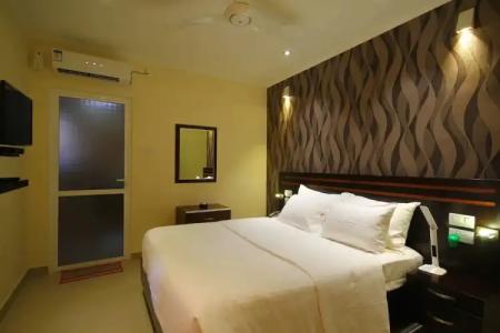 Splendid Holiday Guest House - 53