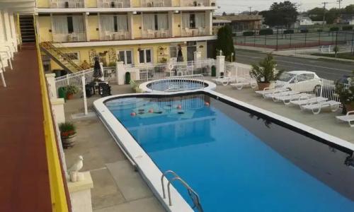 The Viking Motel - 7