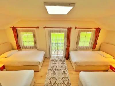 Raha Villa Bungalow - 0