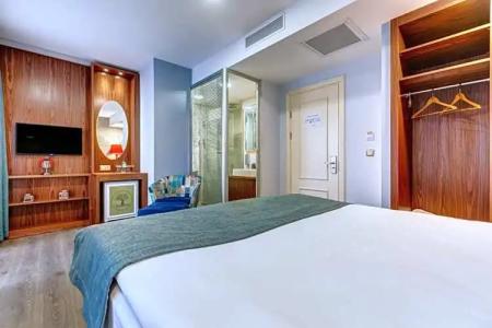 Sometimes Taksim - 40