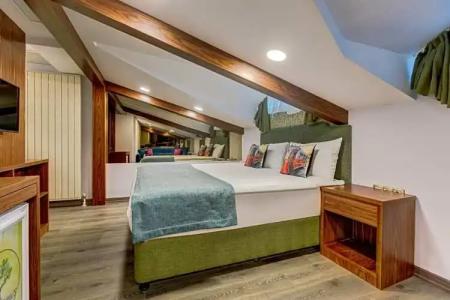 Sometimes Taksim - 16