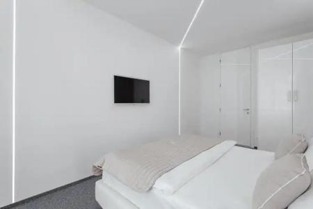 Royal Apartment - 18