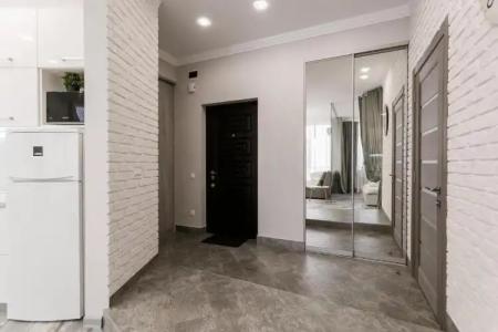 Royal Apartment - 125