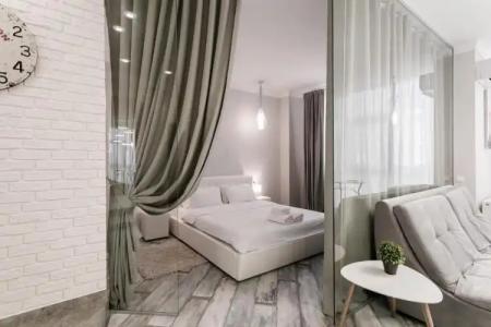 Royal Apartment - 120