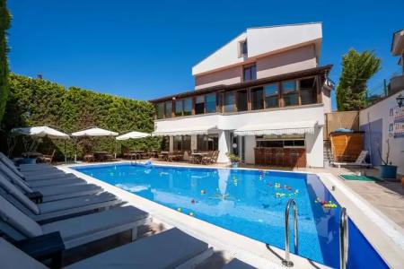 Cunda Giritlioğlu Otel Adult Only +12 - 16