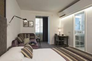 Maison Evelina, Rome